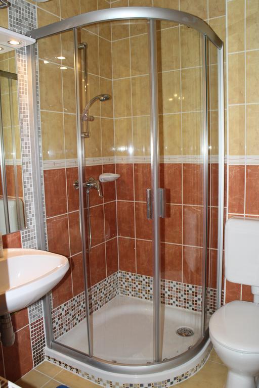 Mandarin Wellness Apartman Siófok Rom bilde
