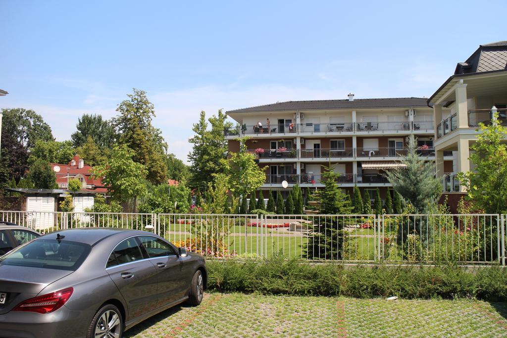 Mandarin Wellness Apartman Siófok Eksteriør bilde